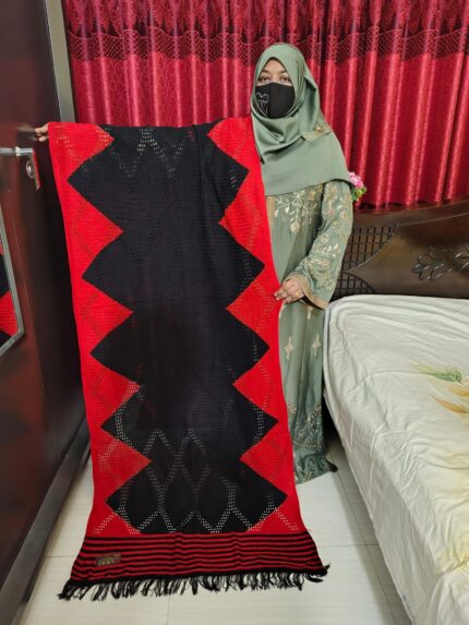 Soft & Stylish Kushi-Kata Wool Shawl