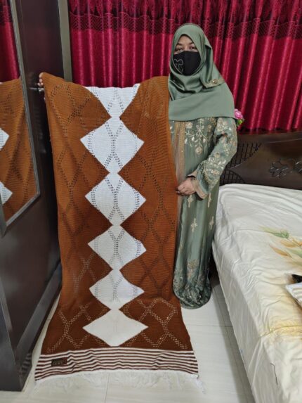 Soft & Stylish Kushi-Kata Wool Shawl