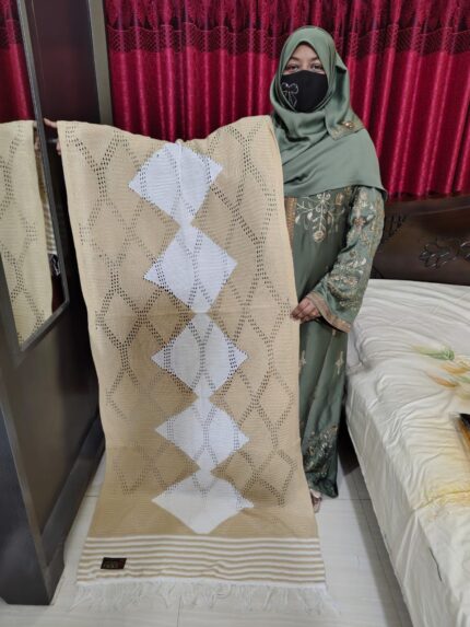 Soft & Stylish Kushi-Kata Wool Shawl